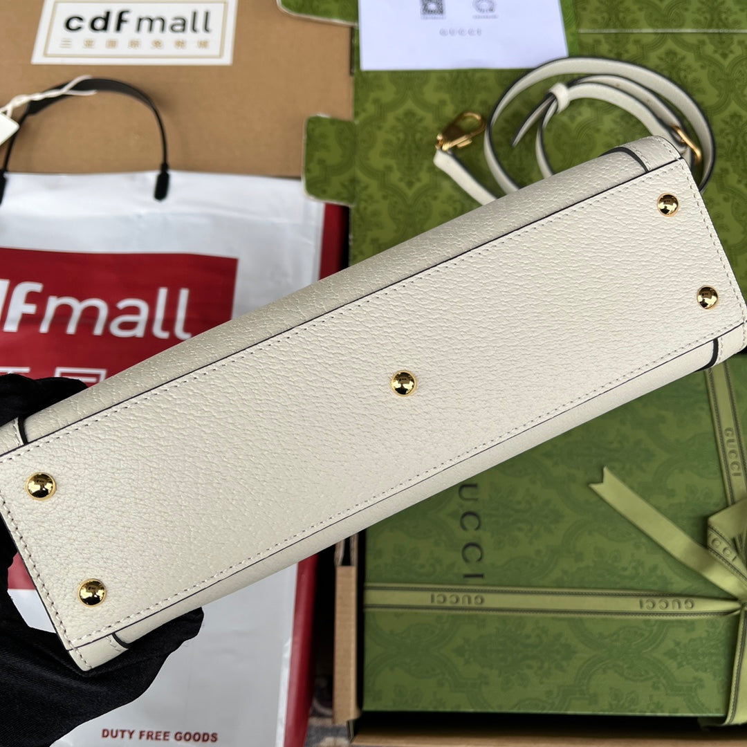 DIANA BAMBOO SHOULDER BAG 27 IN WHITE CALFSKIN GOLD HARDWARE