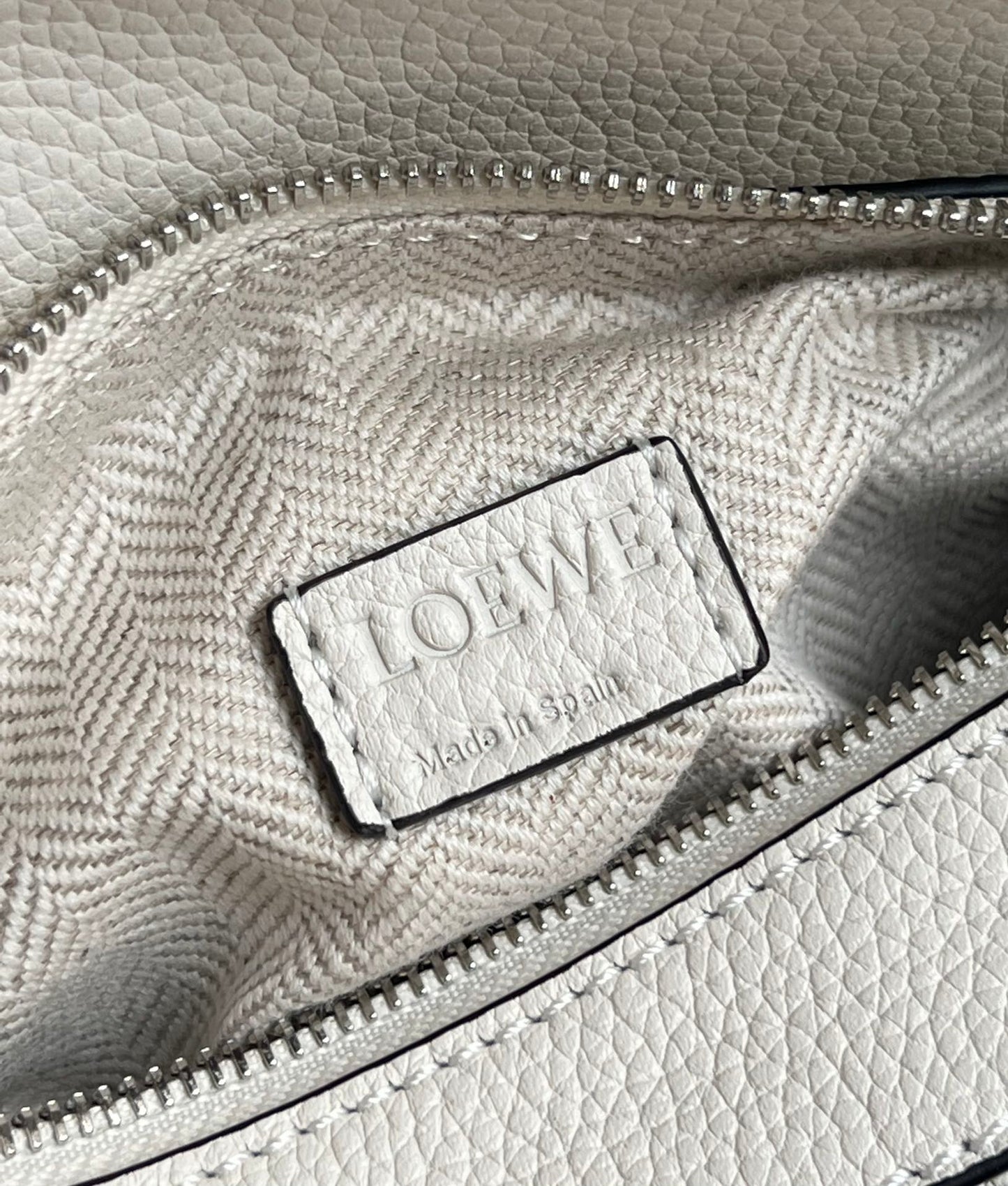 LOE MINI 18 PUZZLE BAG IN WHITE CALFSKIN