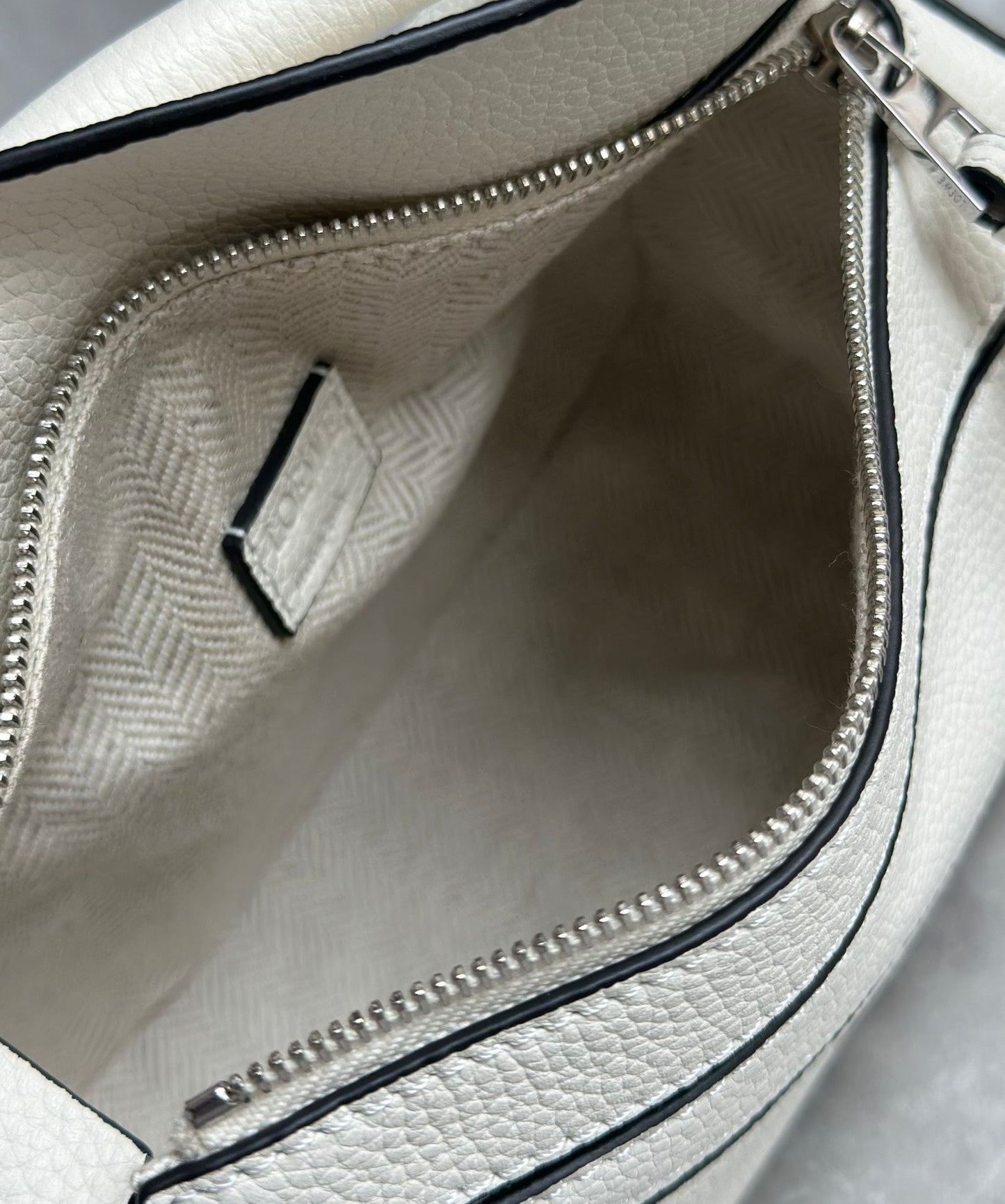 LOE MINI 18 PUZZLE BAG IN WHITE CALFSKIN