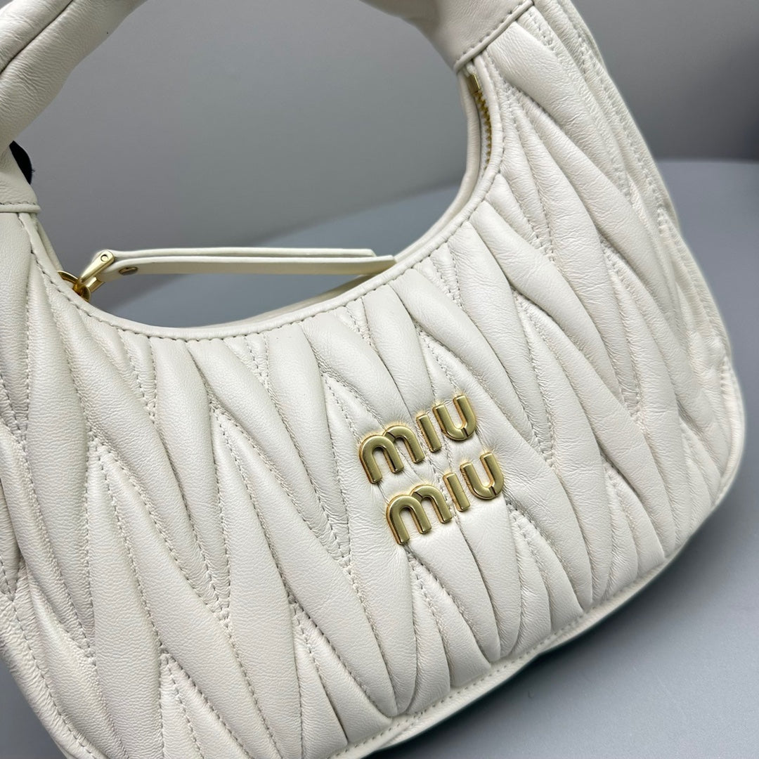 MINI HOBO 20 BAG IN WHITE SHEEPSKIN