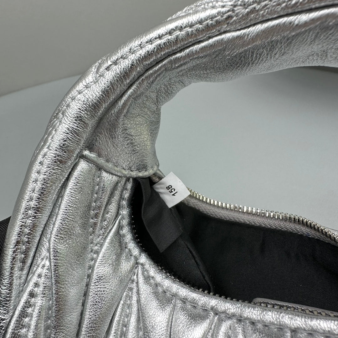 MINI HOBO 17 BAG IN SILVER SHEEPSKIN