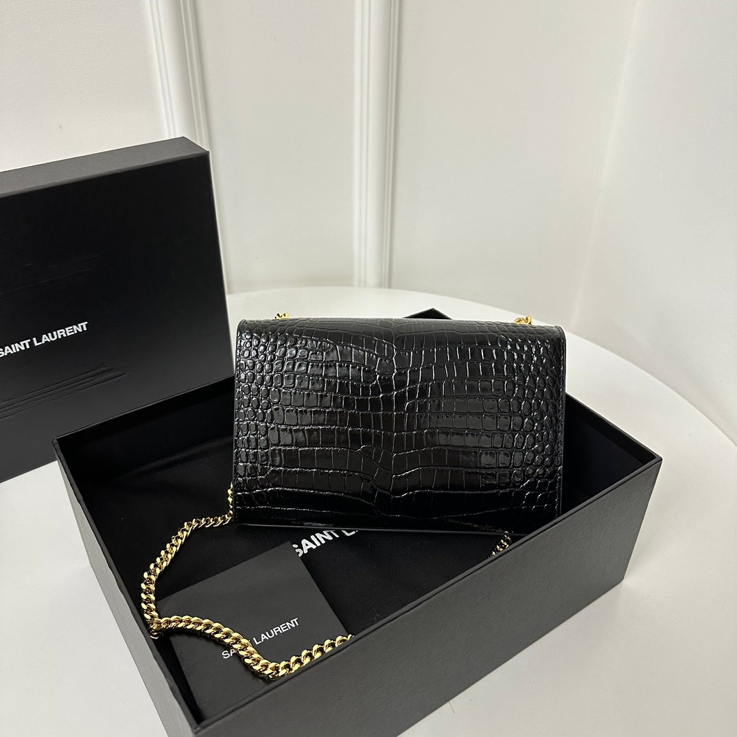 KATE TASSEL 20 BLACK CROCODILE PATTERN CALFSKIN WITH GOLD LOGO