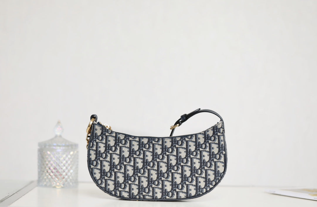 CD LOUNGE 26 BAG IN BLUE OBLIQUE JACQUARD