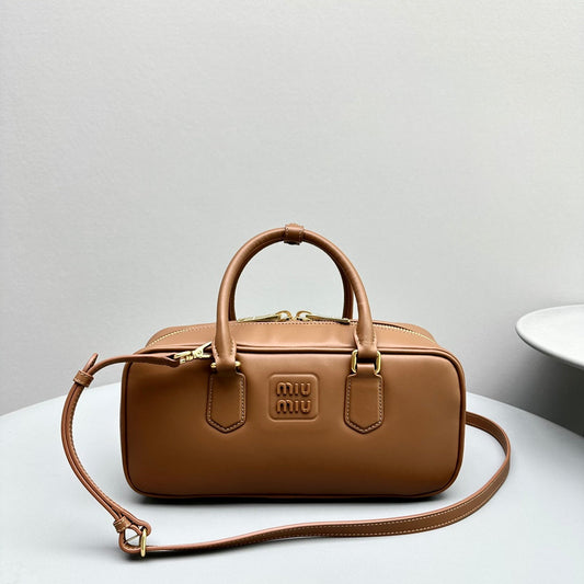 ARCADIE 27 BAG IN CINNAMON BROWN CALFSKIN