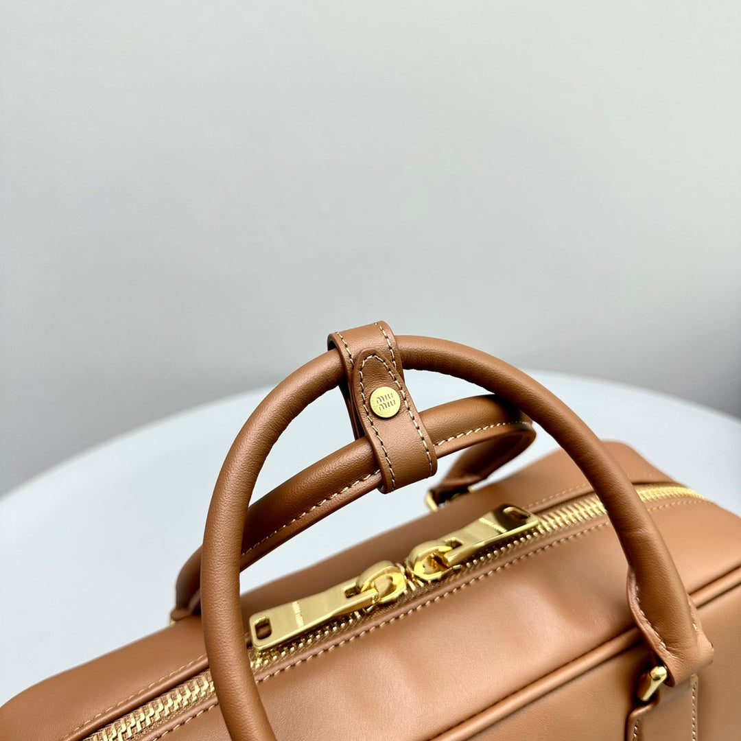 ARCADIE 27 BAG IN CINNAMON BROWN CALFSKIN