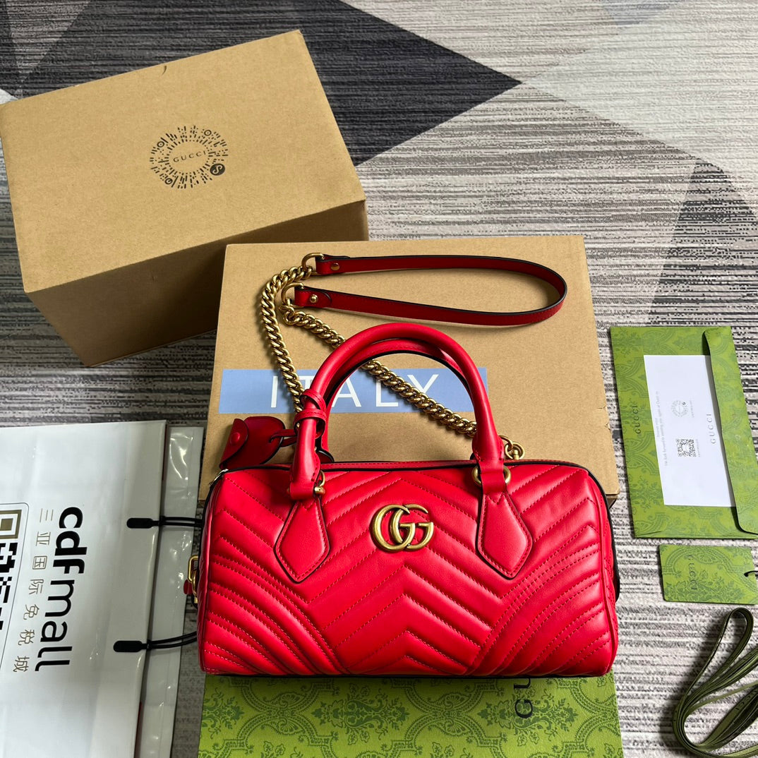 GG MARMONT MATELASSE 27 HANDBAG CHERRY RED CALFSKIN