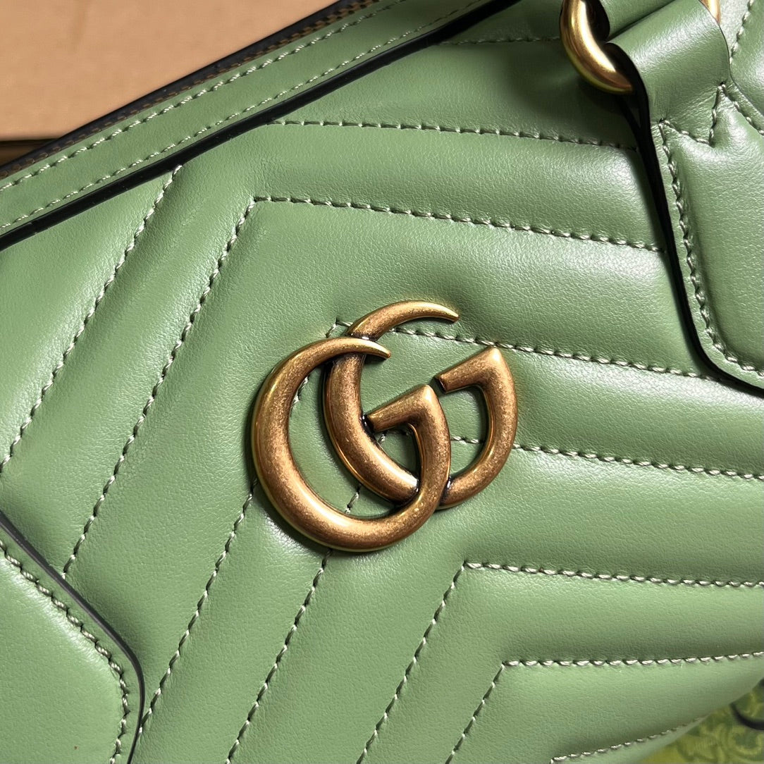 GG MARMONT MATELASSE 27 HANDBAG LIGHT GREEN CALFSKIN