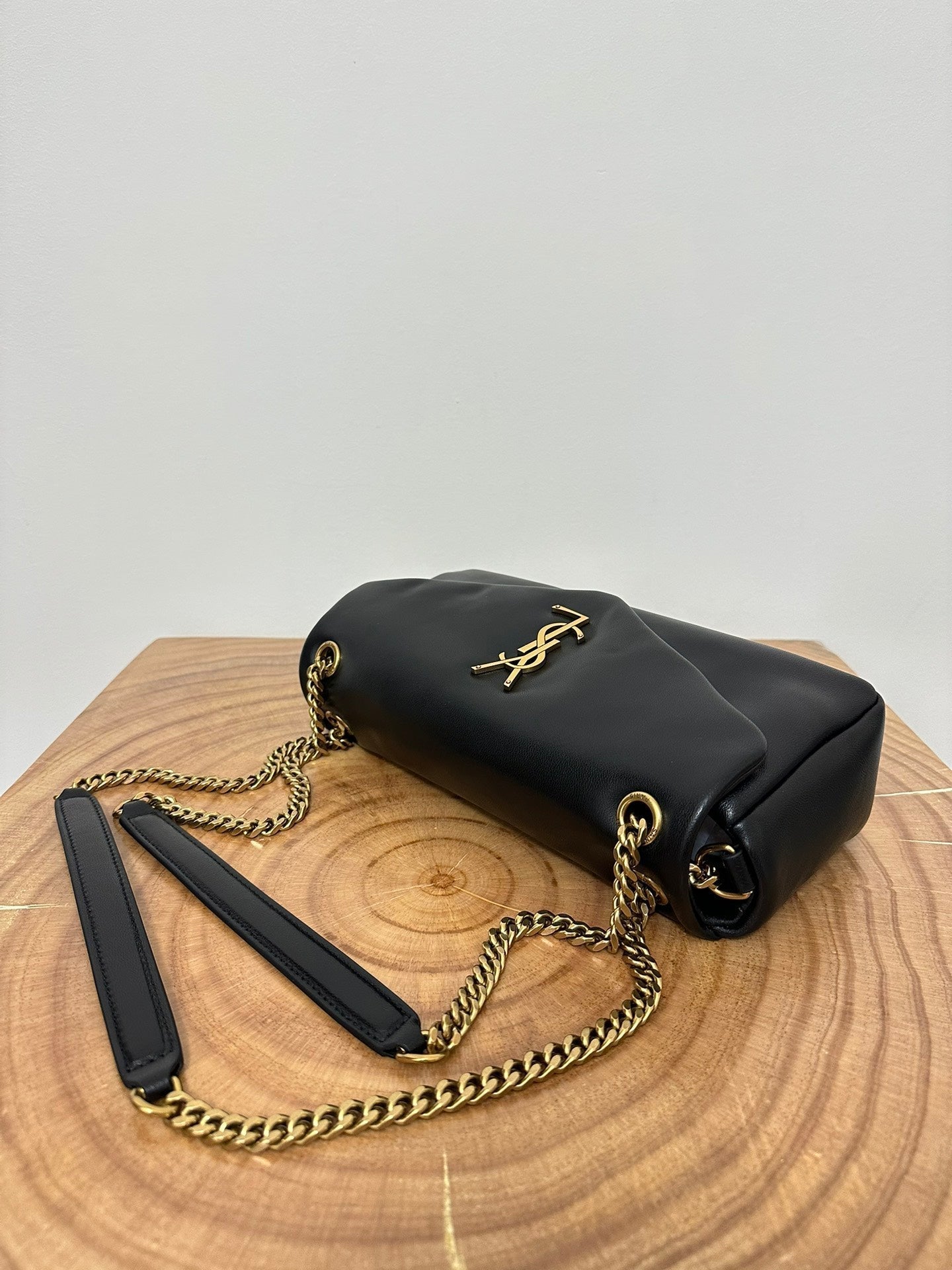 CALYPSO 26 BLACK LAMBSKIN CHAIN BAG