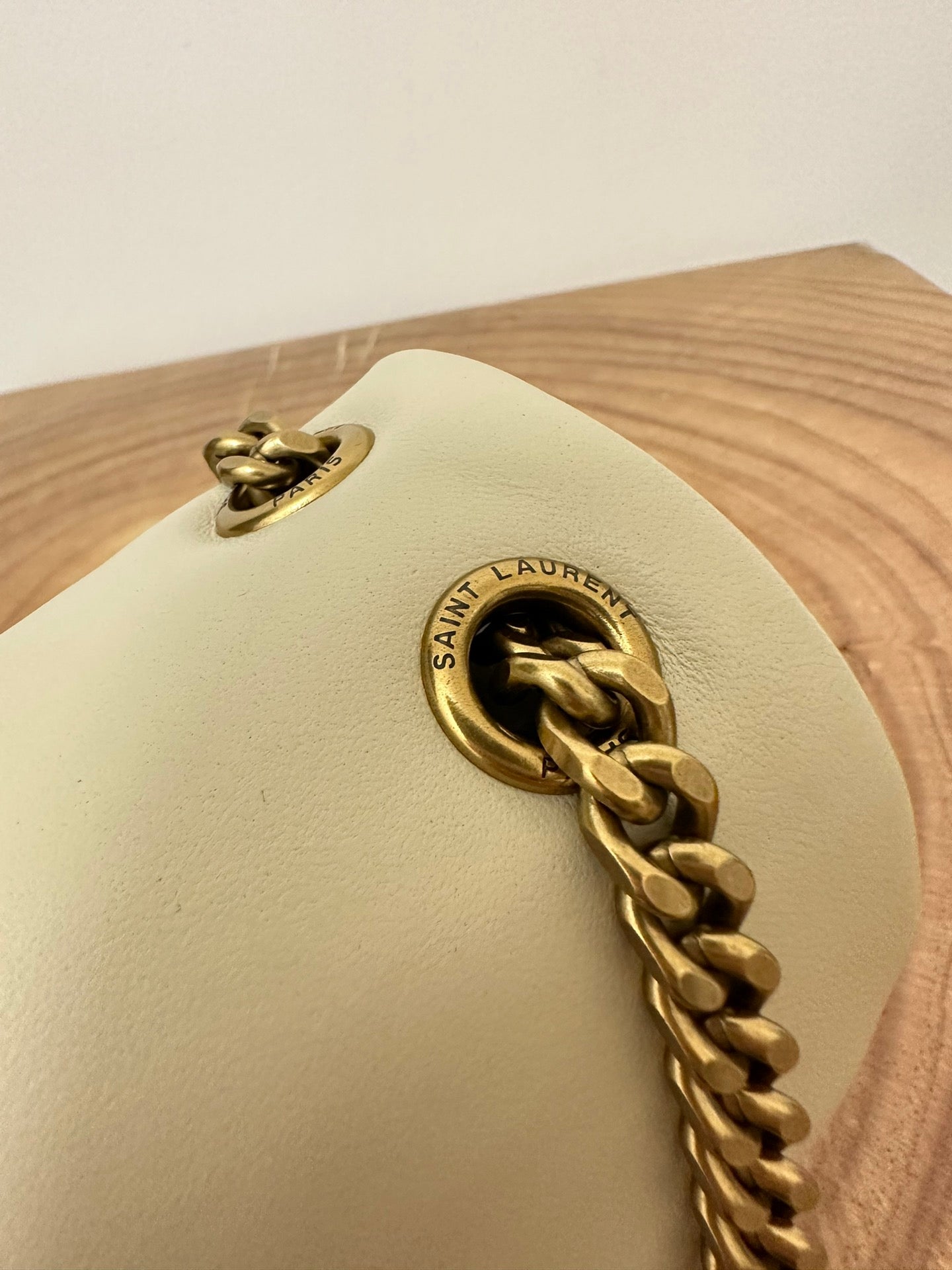 CALYPSO 26 MILKY WHITE LAMBSKIN CHAIN BAG