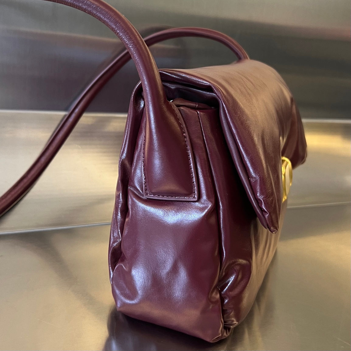 PAD PUFFER BAG 29 IN PLUM PURPLE COWHIDE LEATHER