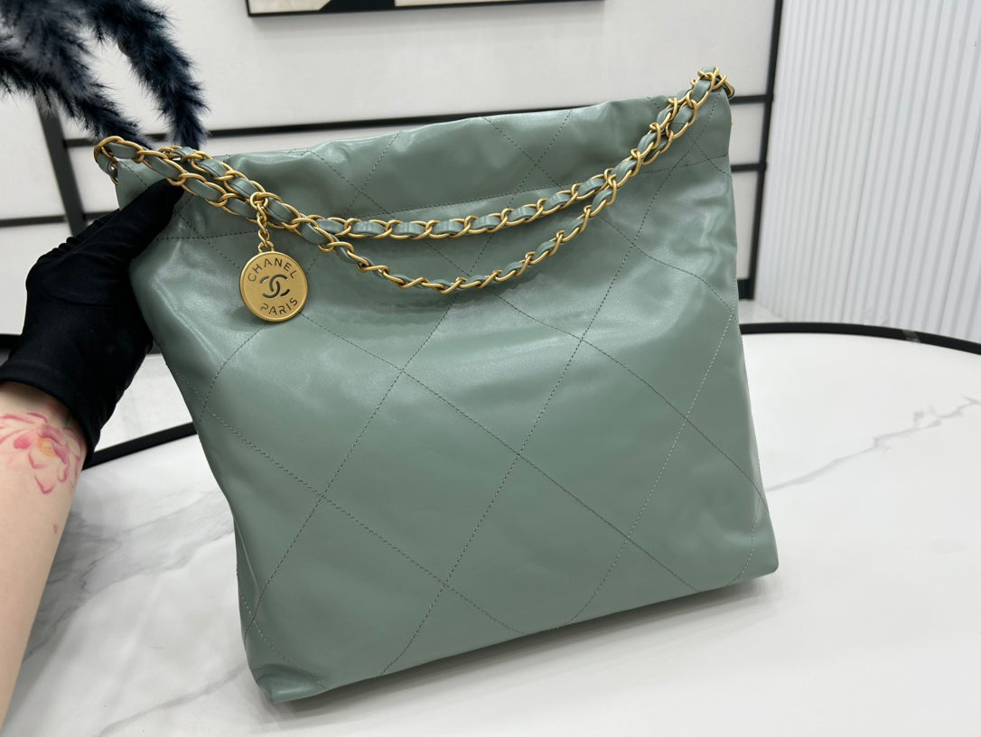 CC MEDIUM 37 HANDBAG IN GREEN SAGE CALFSKIN GOLD HARDWARE