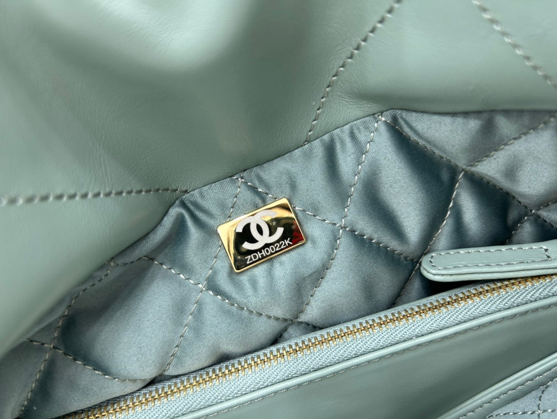 CC MEDIUM 37 HANDBAG IN GREEN SAGE CALFSKIN GOLD HARDWARE