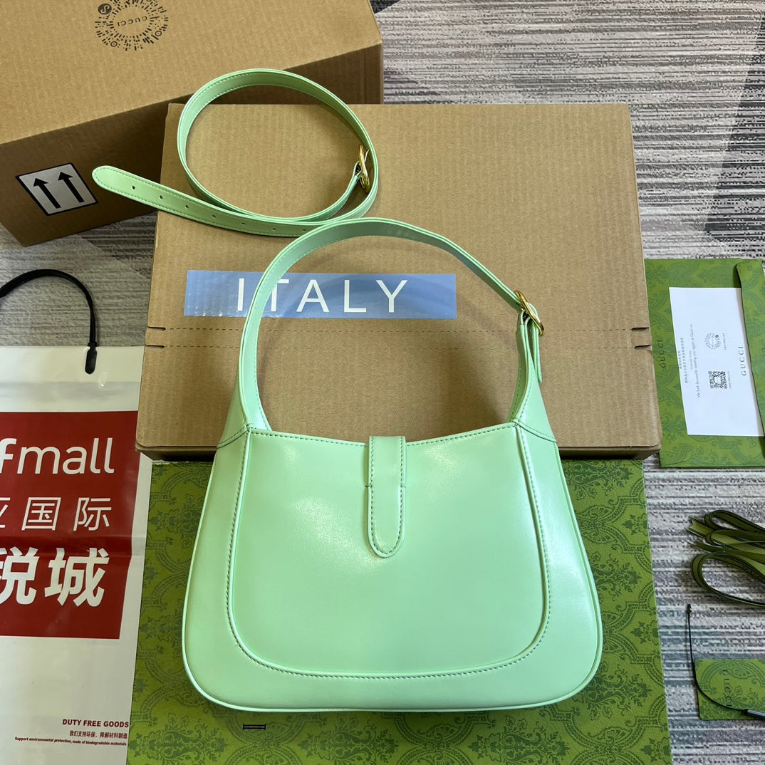 GG JACKIE SMALL 28 SHOULDER BAG IN LIGHT GREEN CALFSKIN