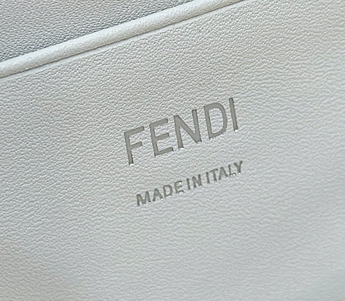 FENDI 19 BAGUETTE BAG IN BLACK MIX WHITE CANVAS WITH GOLD HARDWARE