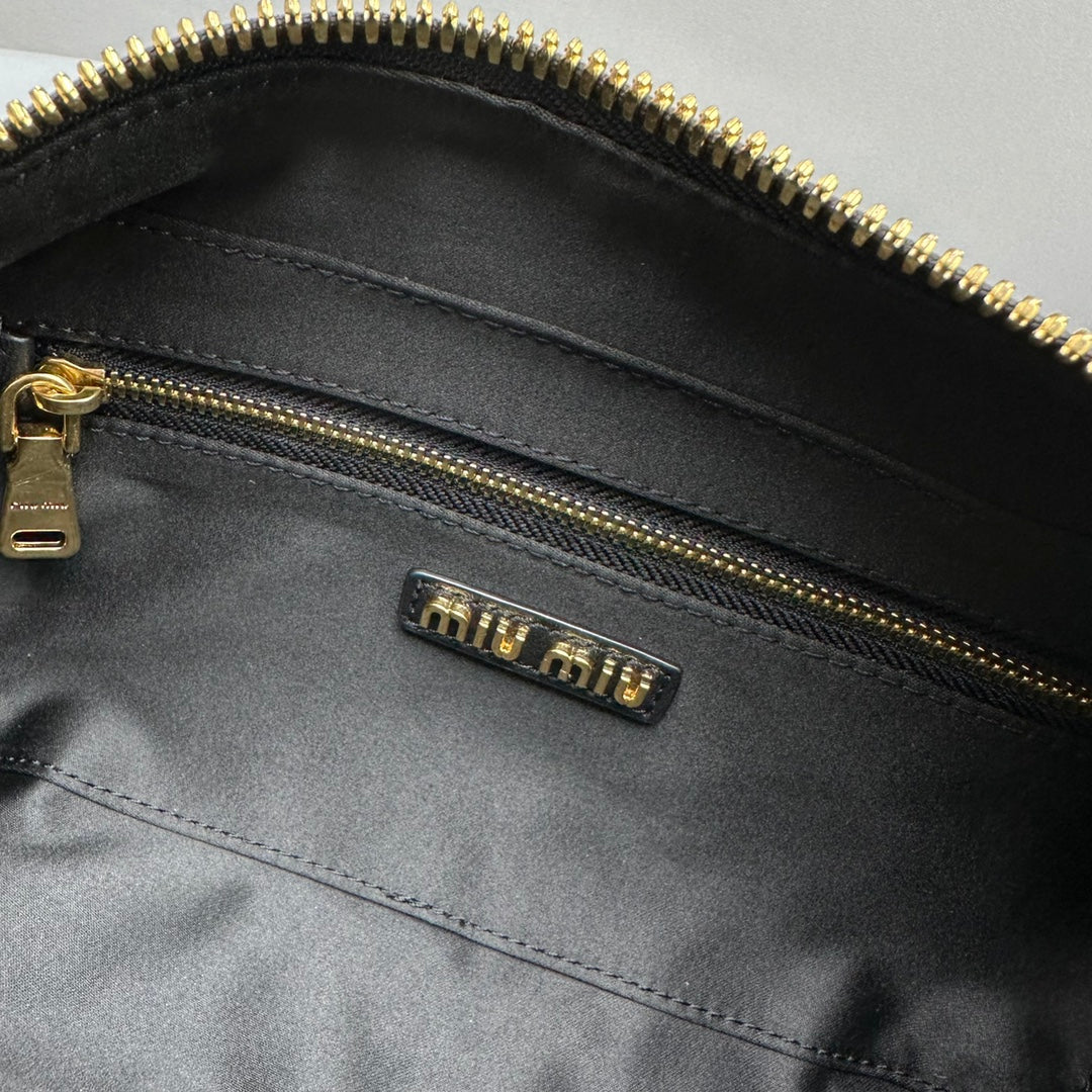 ARCADIE 23 BAG IN BLACK LAMBSKIN