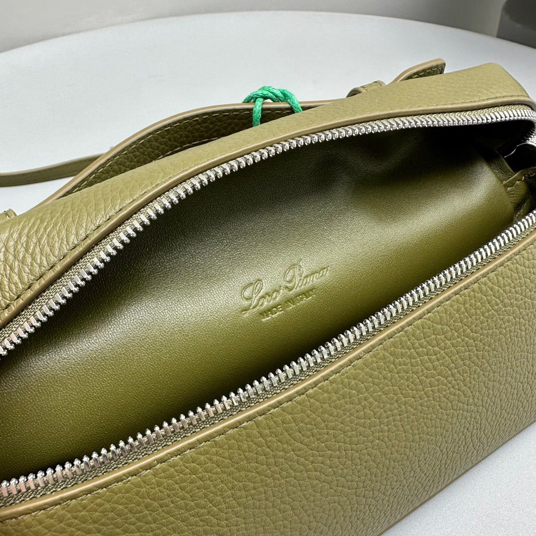 Extra Pocket L19 Olive Cowhide Shw