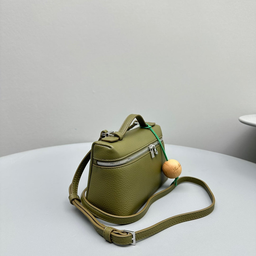 Extra Pocket L19 Olive Cowhide Shw