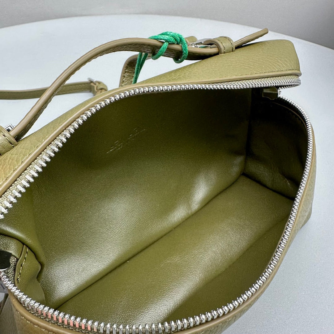 Extra Pocket L19 Olive Cowhide Shw