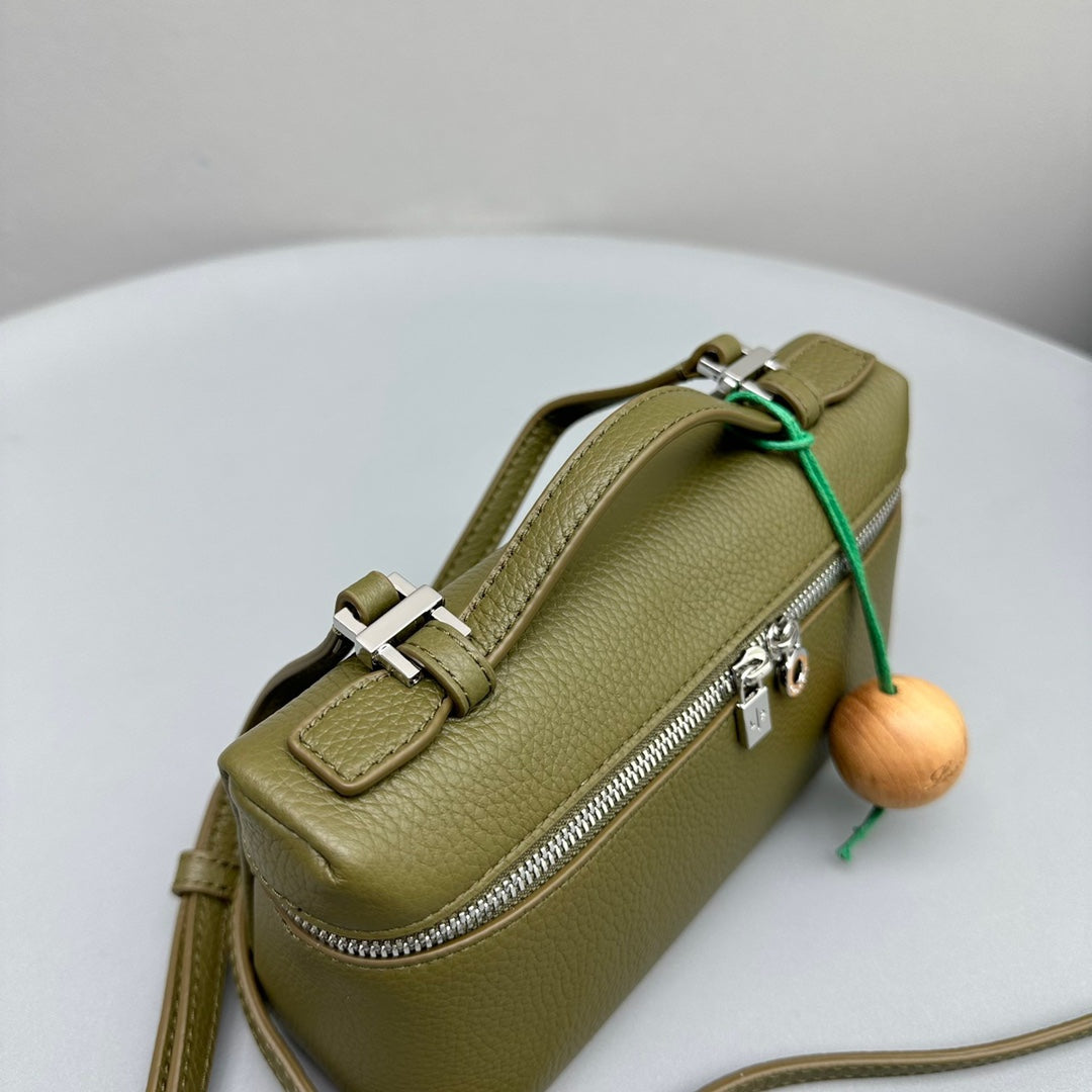 Extra Pocket L19 Olive Cowhide Shw