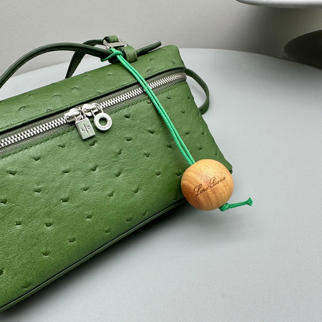 EXTRA POCKET L19 IN JUNGLE GREEN OSTRICH LEATHER