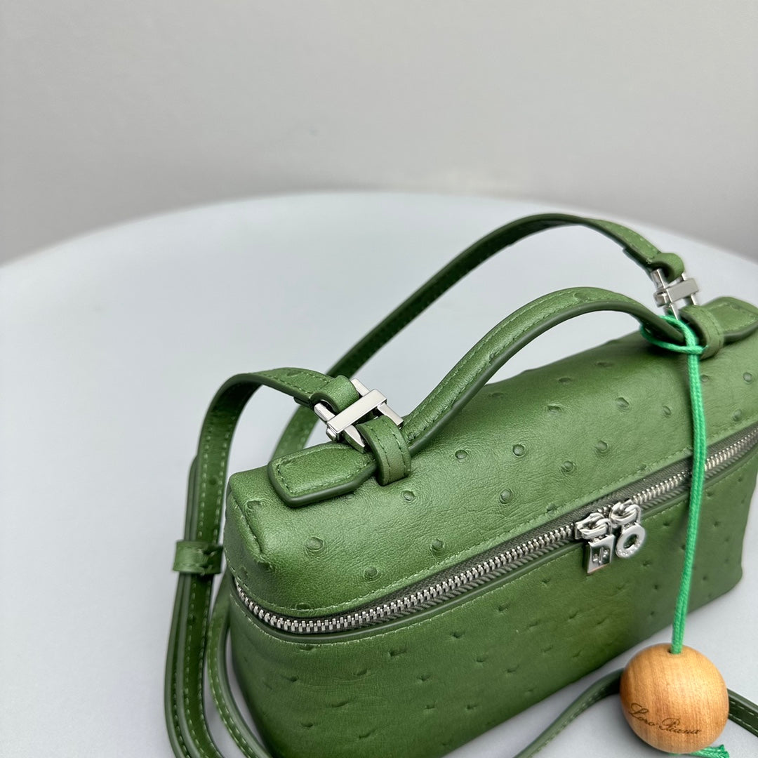 EXTRA POCKET L19 IN JUNGLE GREEN OSTRICH LEATHER