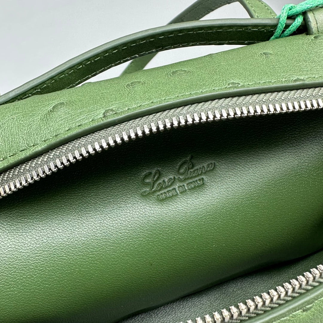 EXTRA POCKET L19 IN JUNGLE GREEN OSTRICH LEATHER