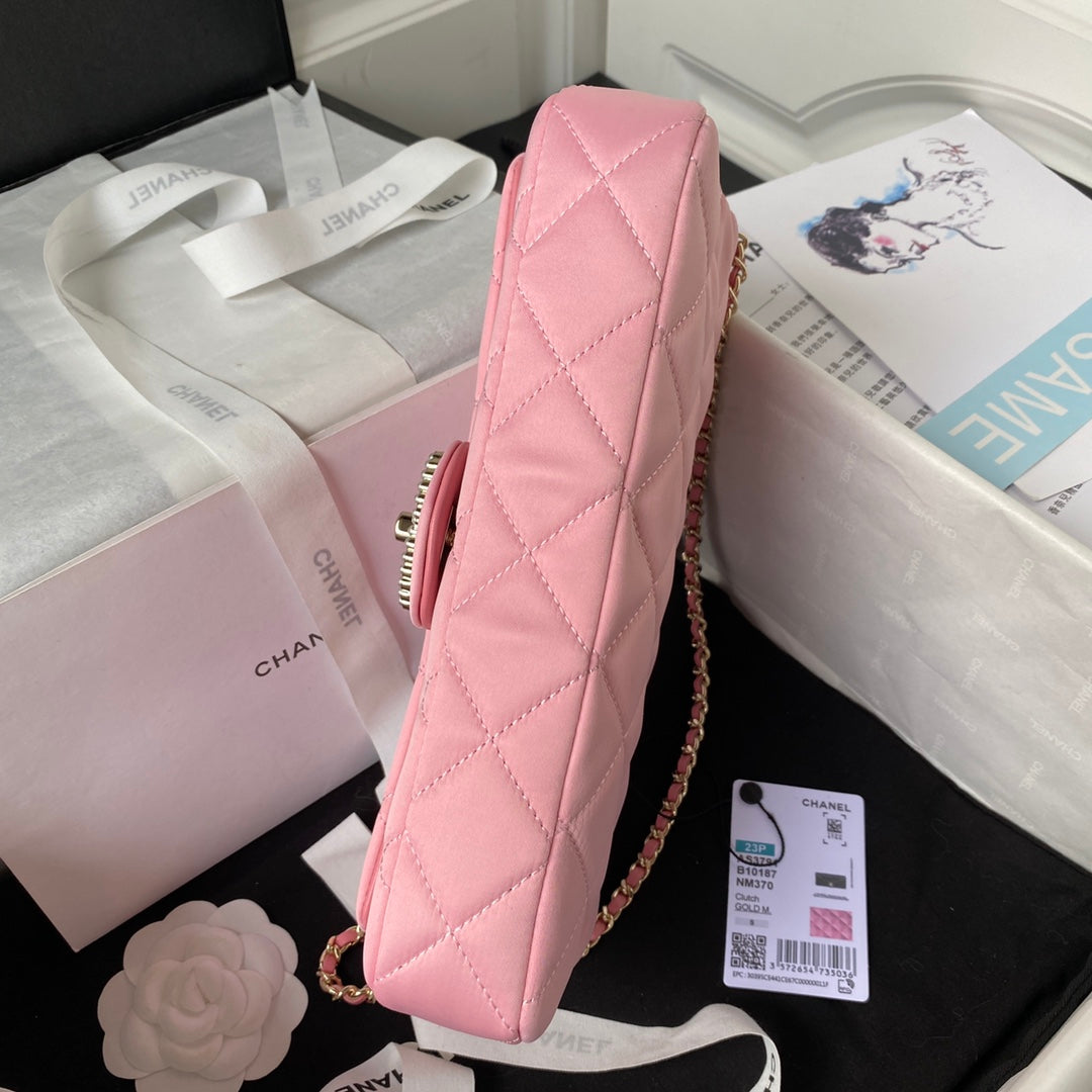 CC 26 CLUTCH WITH CHAIN BAG IN ROSE PINK CALFSKIN