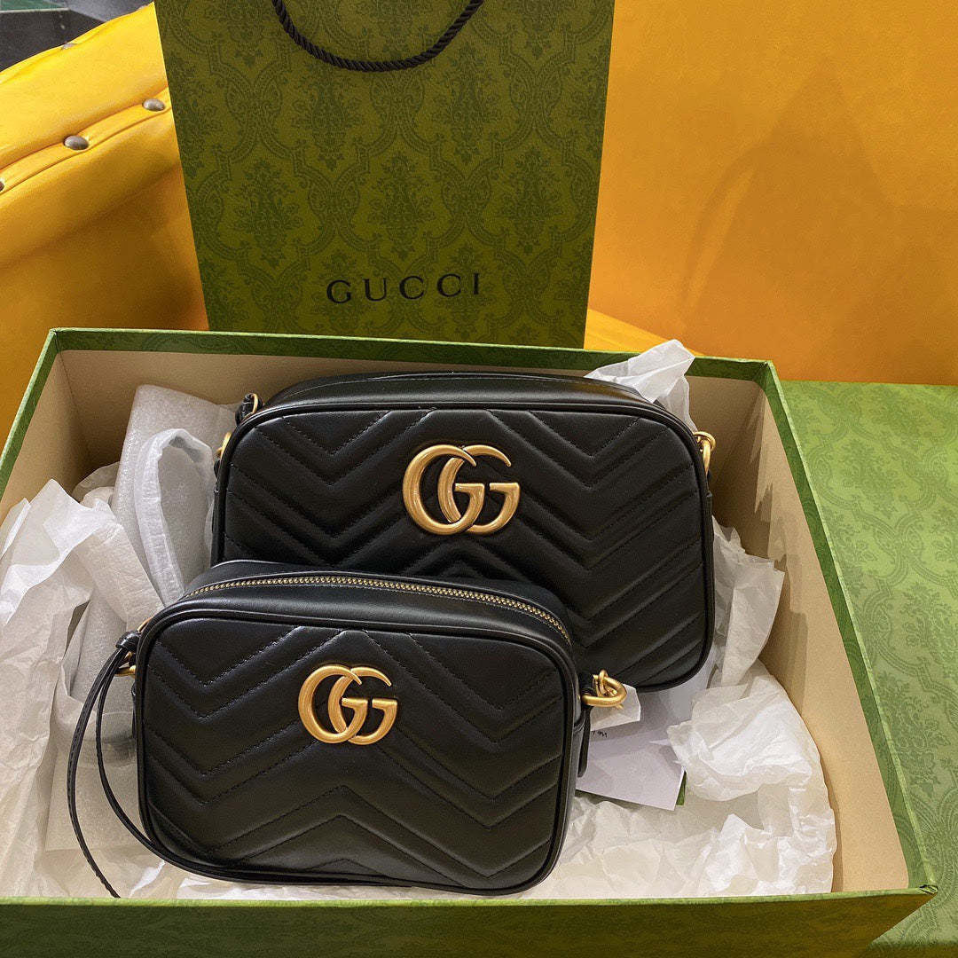 GG MINI 18 MARMONT MATELASSÉ BLACK CALFSKIN WITH GOLDEN LOGO