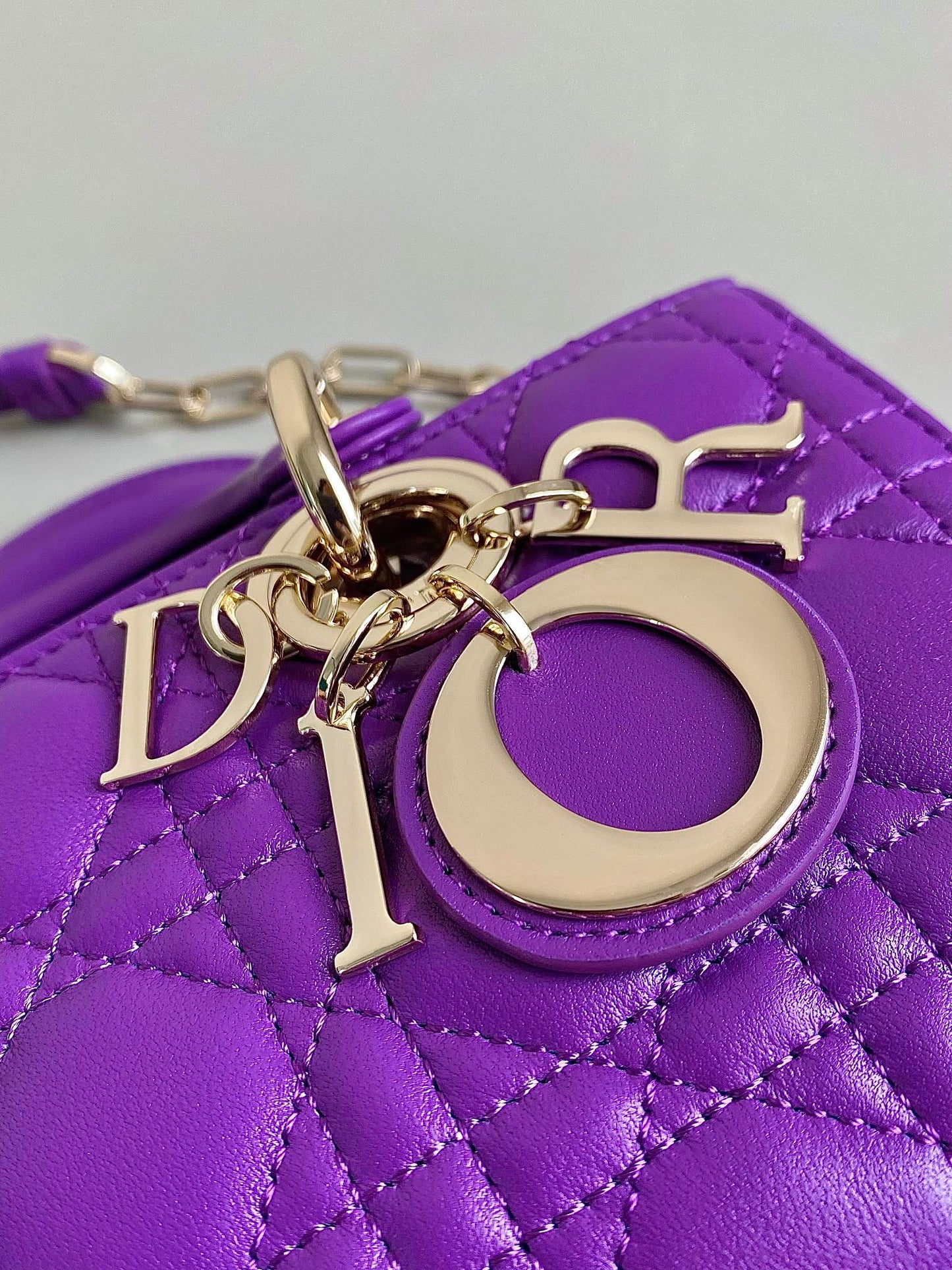 D-JOY BAG 22 IN VIOLET PURPLE LAMBSKIN