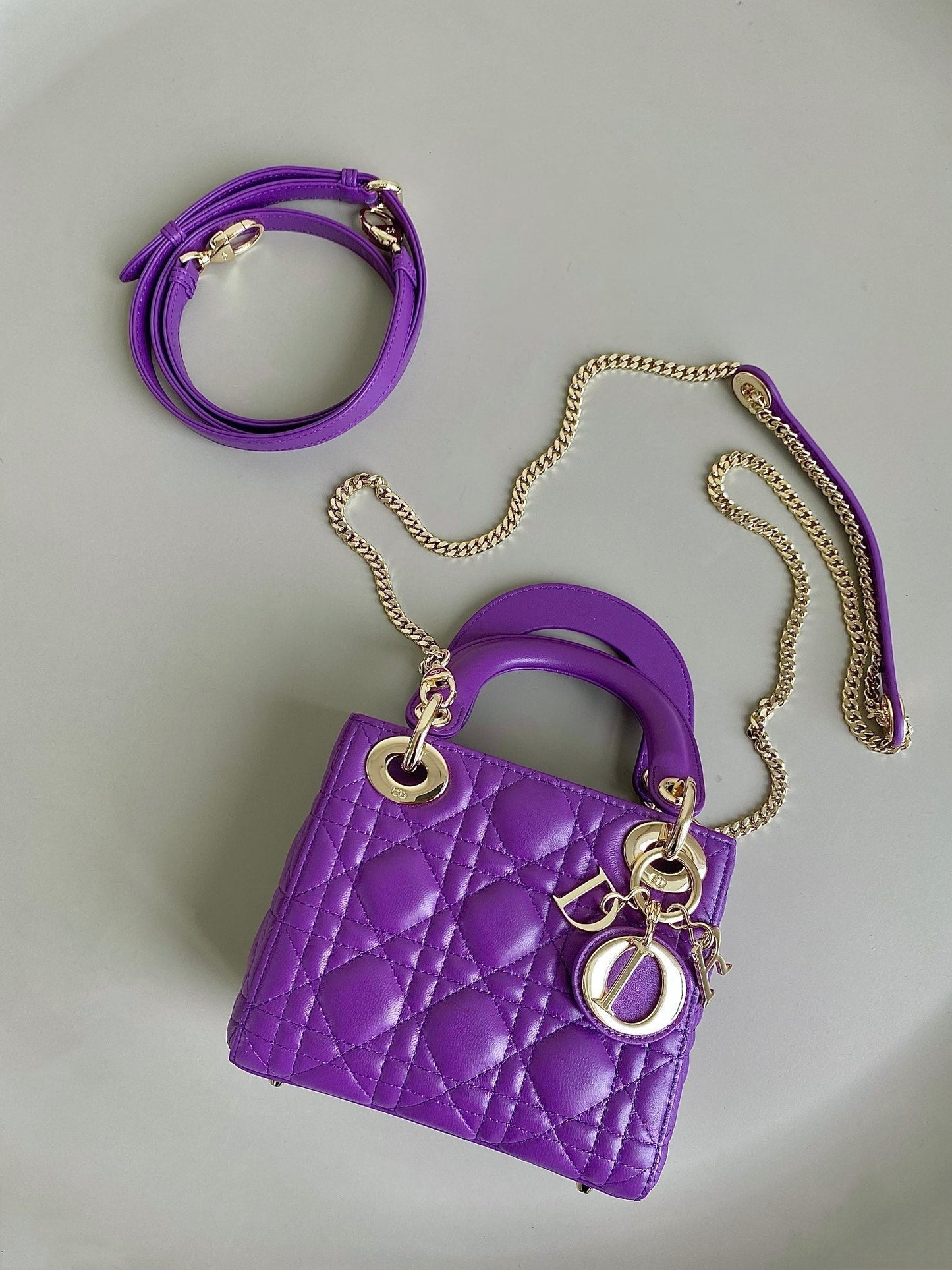 LADY 17 IN VIOLET PURPLE LAMBSKIN WITH CANNAGE PATTERN