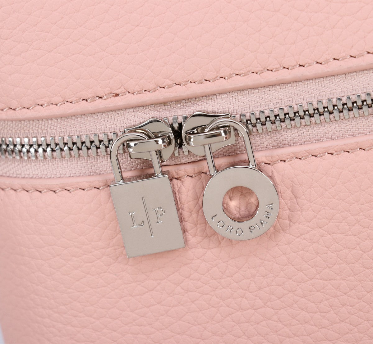 EXTRA BAG L27 IN BLUSH PINK GRAINED CALFSKIN WITH SILVER  HARDWARE