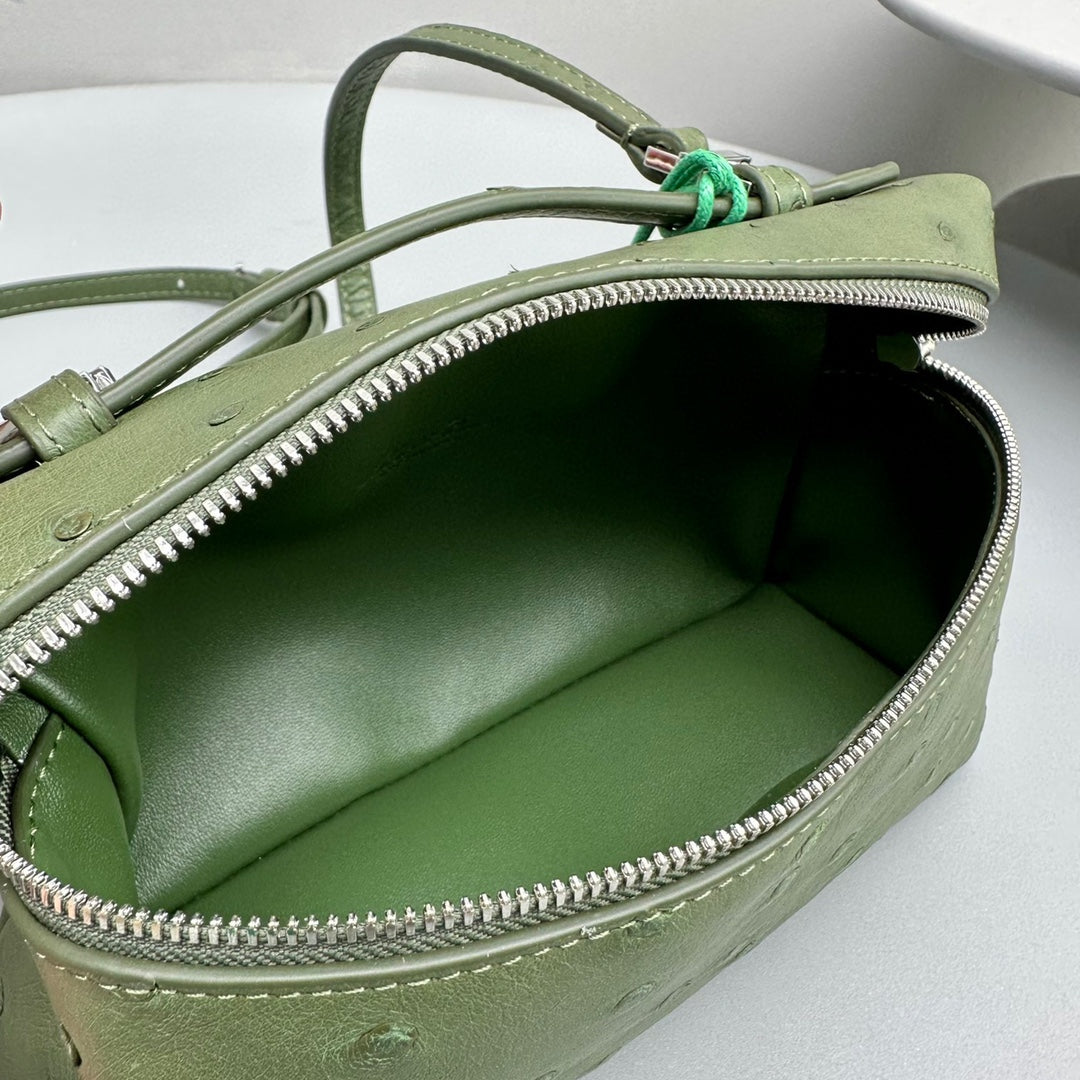 Extra Pocket L19 Olive Ostrich Leather Shw