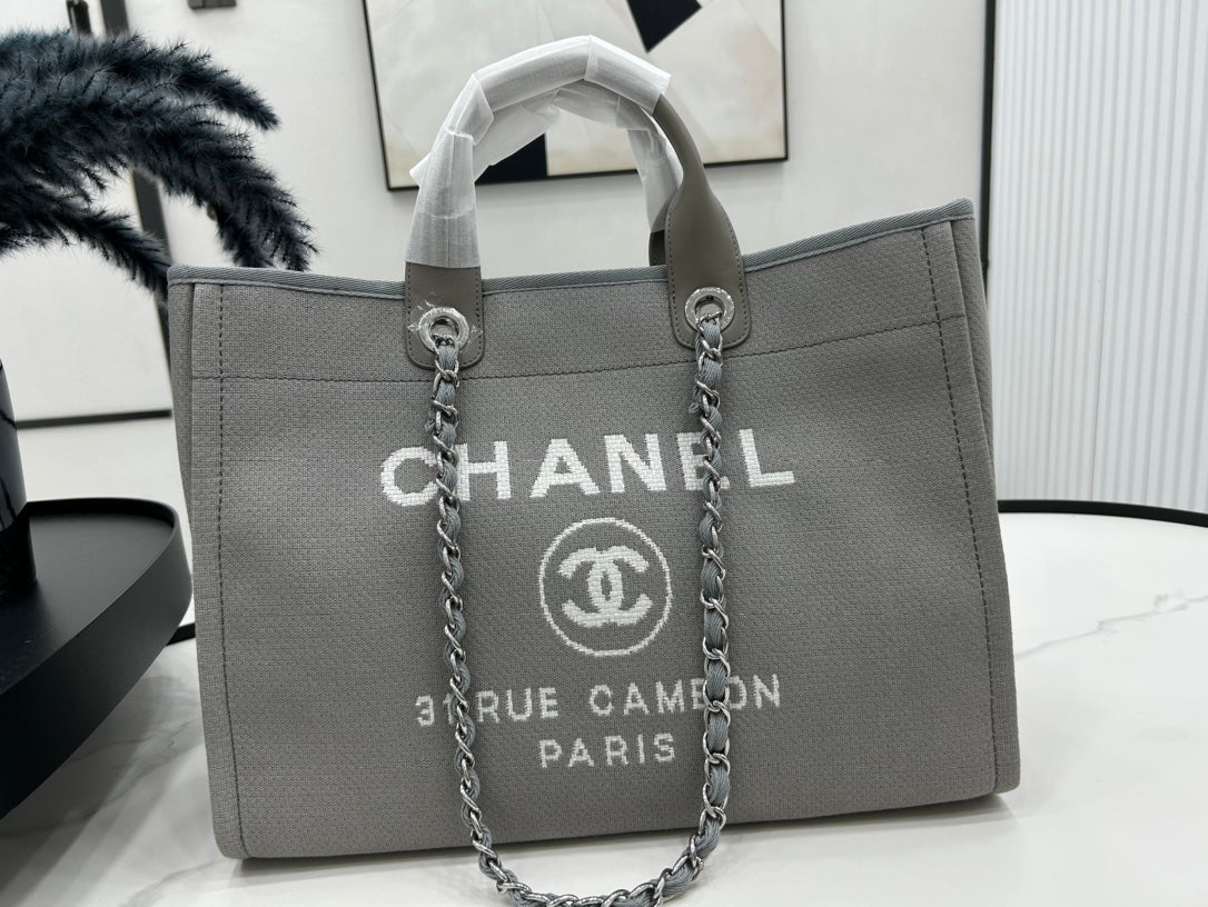 CC DEAUVILLE LARGE 38 TOTE BAG IN GREY CANVAS WITH WHITE LOGO