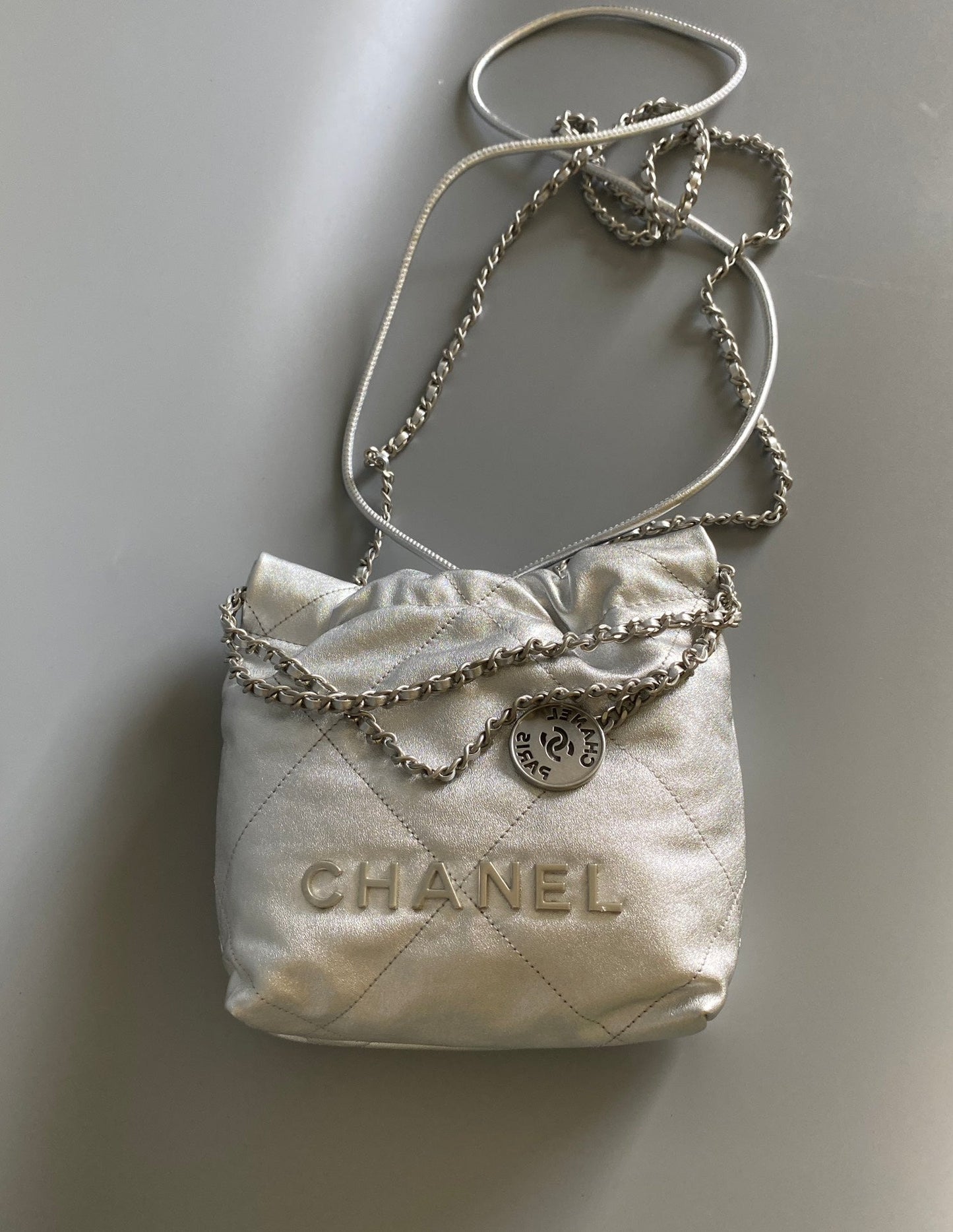 CC HOBO MINI 20CM SILVER LAMBSKIN