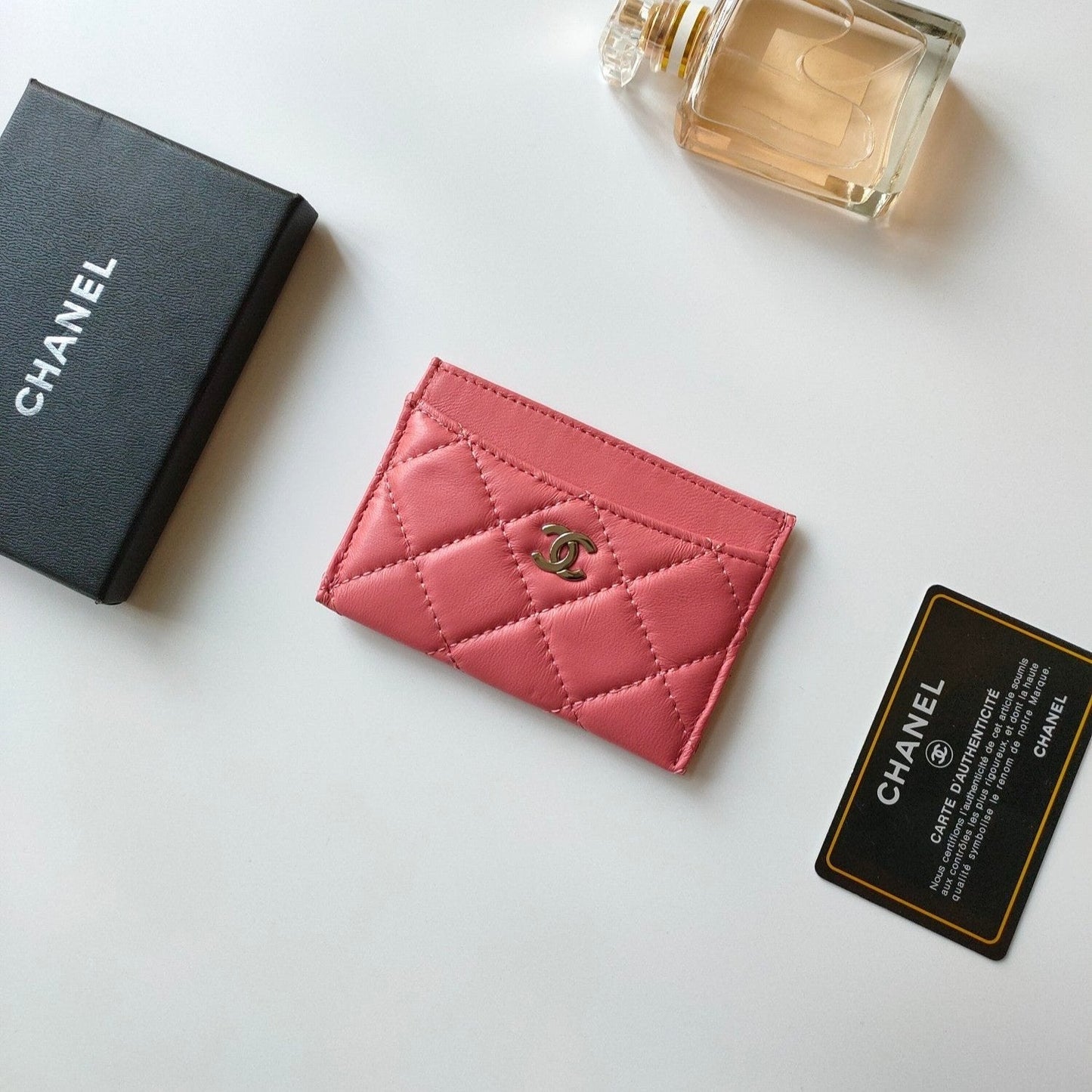 CC CARD HOLDER 11.2 BLUSH PINK CALFSKIN GOLD ICON