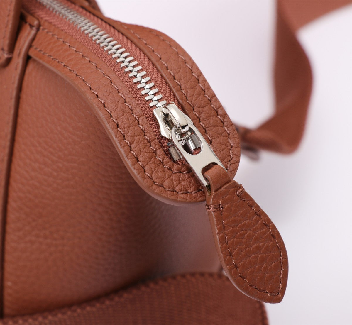 NANO SMILE BAG 18 IN UMBER BROWN CALFSKIN