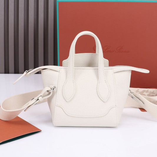 NANO SMILE BAG 18 IN WHITE CALFSKIN