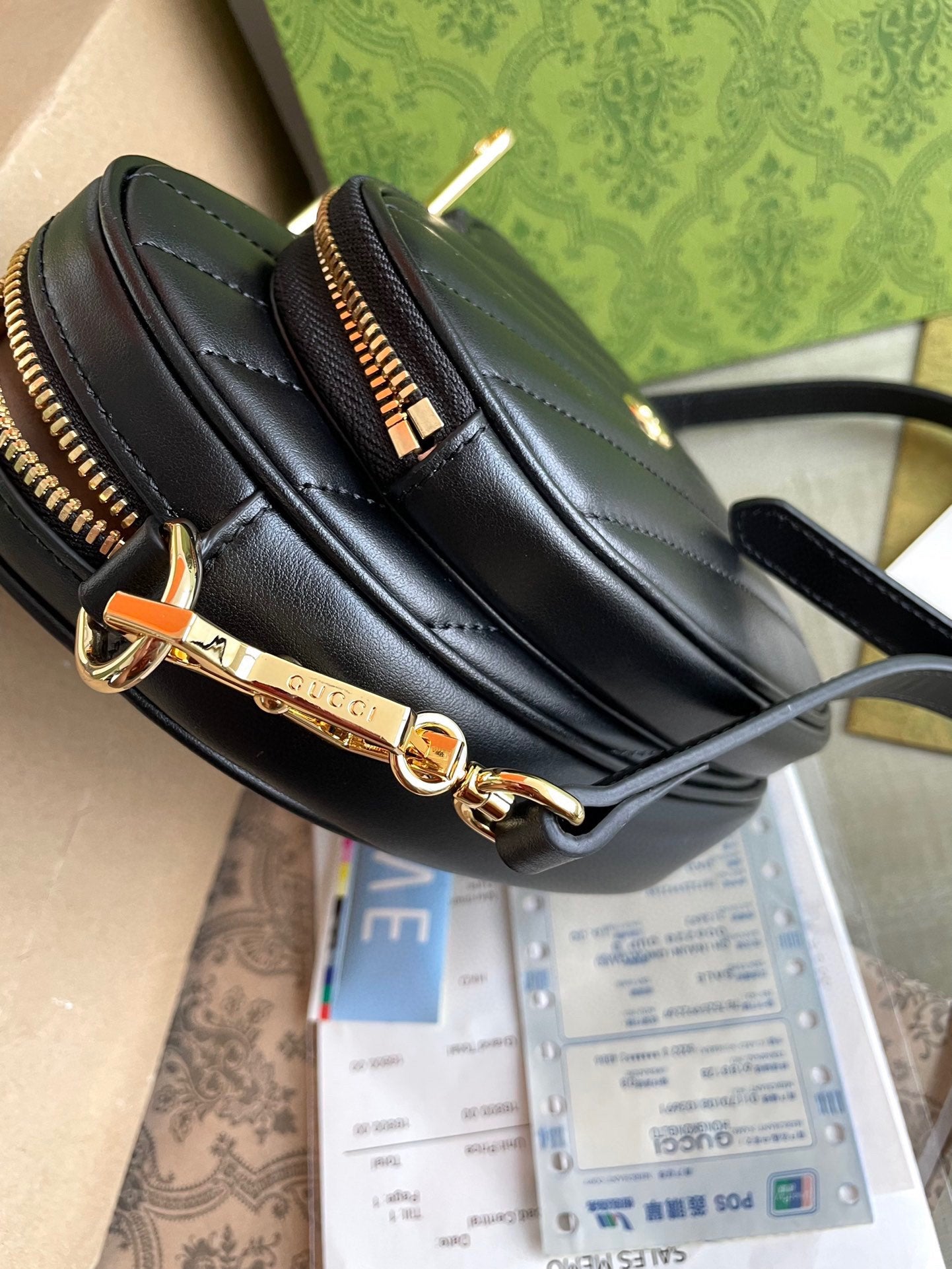 MARMONT HEART BAG 20 IN BLACK CALFSKIN GOLD HARDWARE