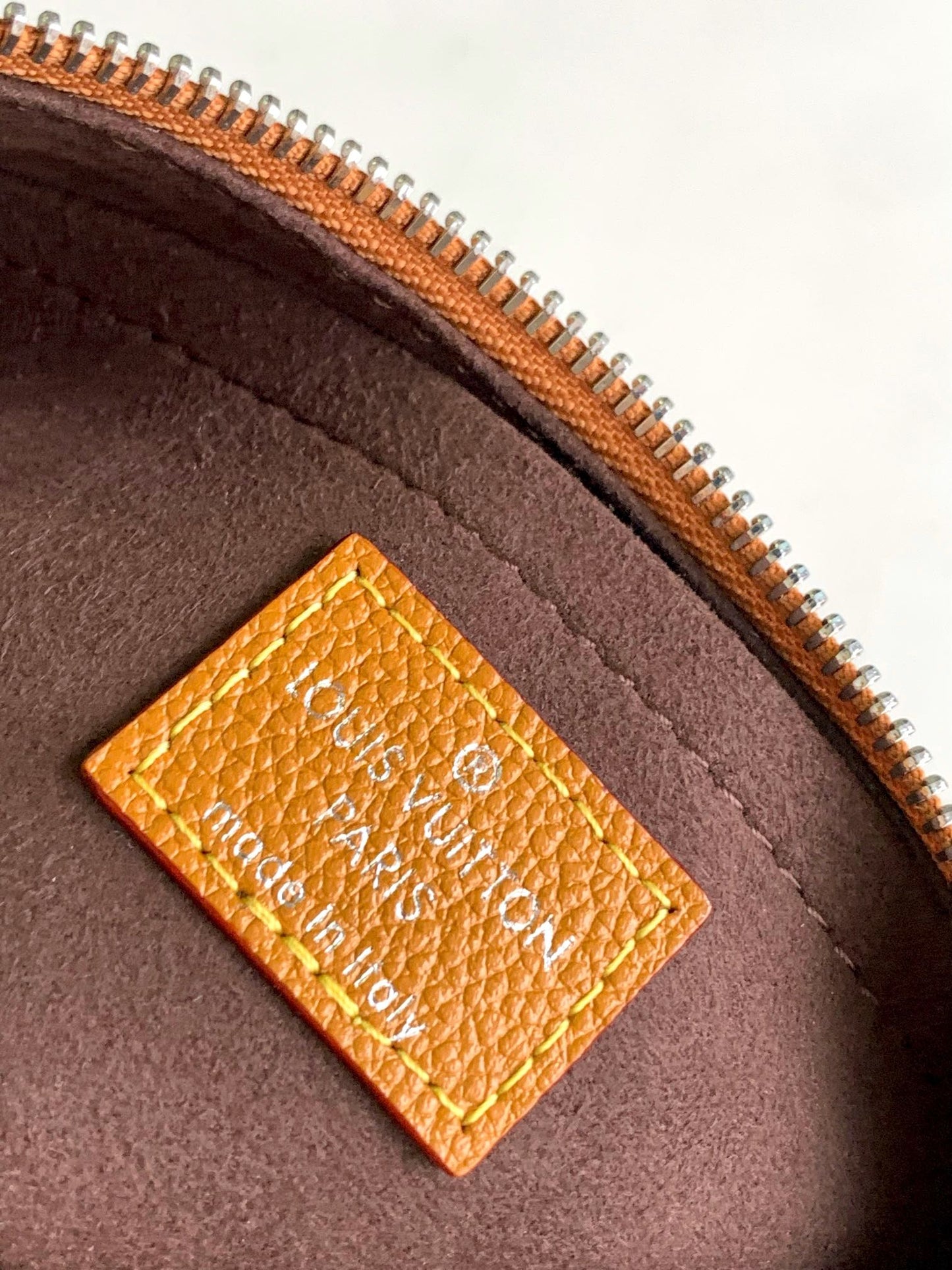 MARELLINI 19 BROWN EPI GRAINED LEATHER