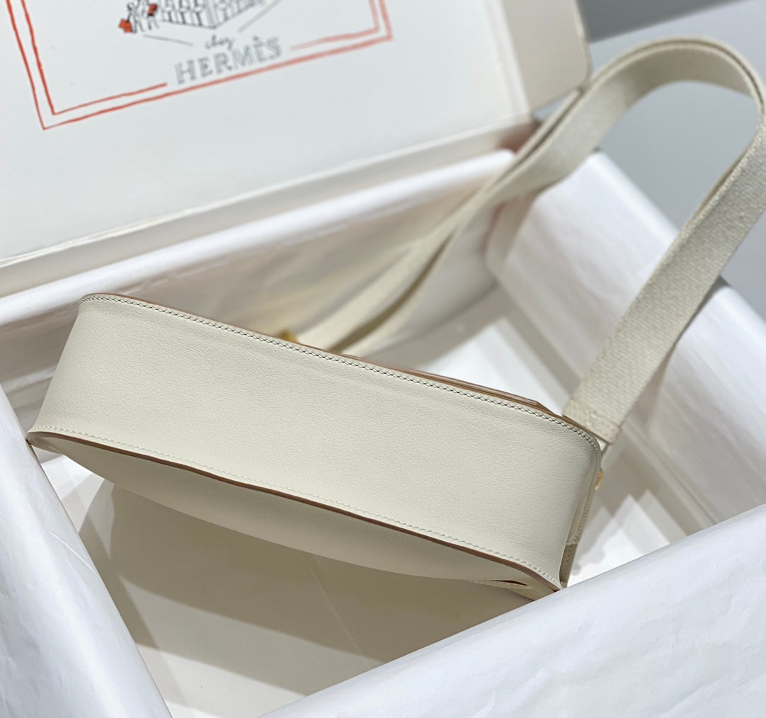 HM JYPSIÈRE MINI 23 CREAM CALFSKIN GOLD HARDWARE