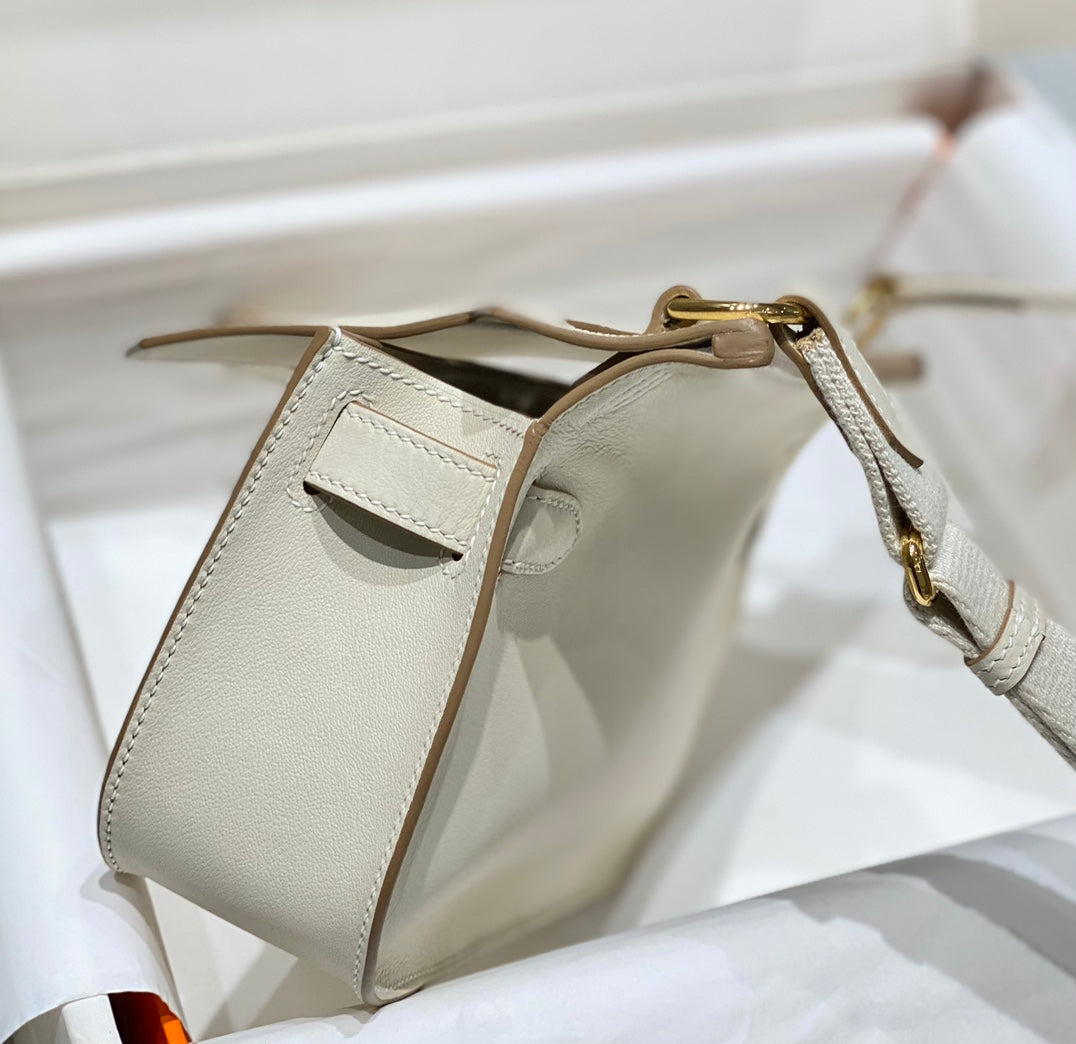 HM JYPSIÈRE MINI 23 CREAM CALFSKIN GOLD HARDWARE