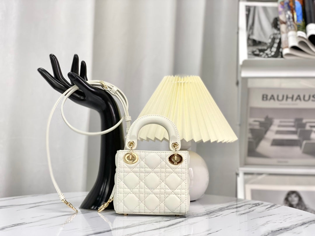 MICRO LADY 12 BAG IN WHITE LAMBSKIN