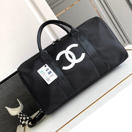 CC TRAVEL BAG 45 IN BLACK CANVAS WITH WHITE LOGO