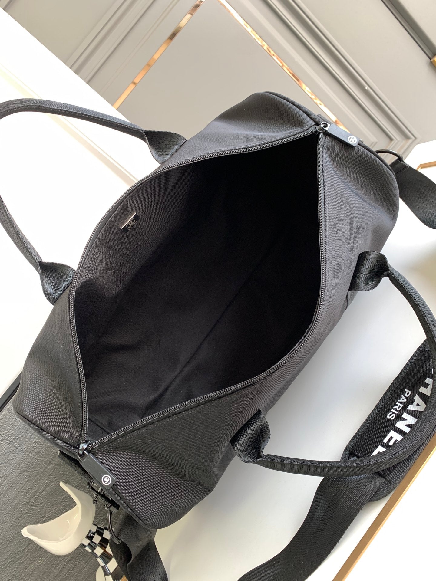 CC TRAVEL BAG 45 IN BLACK CANVAS WITH WHITE LOGO