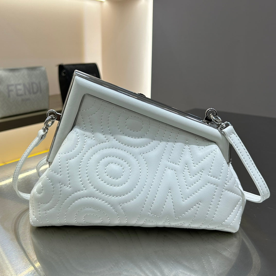 FENDI FIRST MINI 25 IN WHITE CALFSKIN BAG SILVER HARDWARE