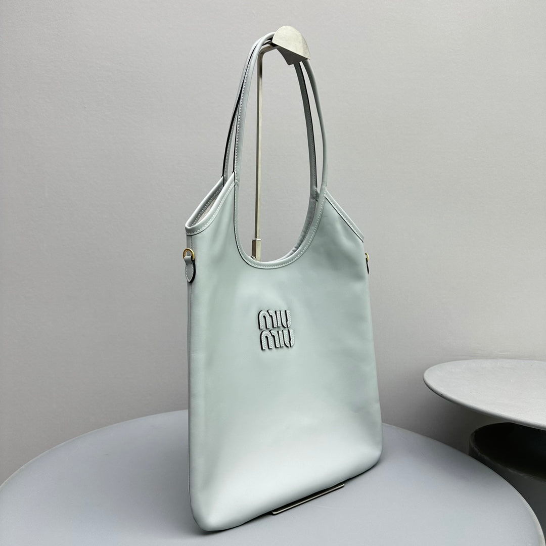 HOBO 40 TOTE IN LIGHT BLUE CALFSKIN