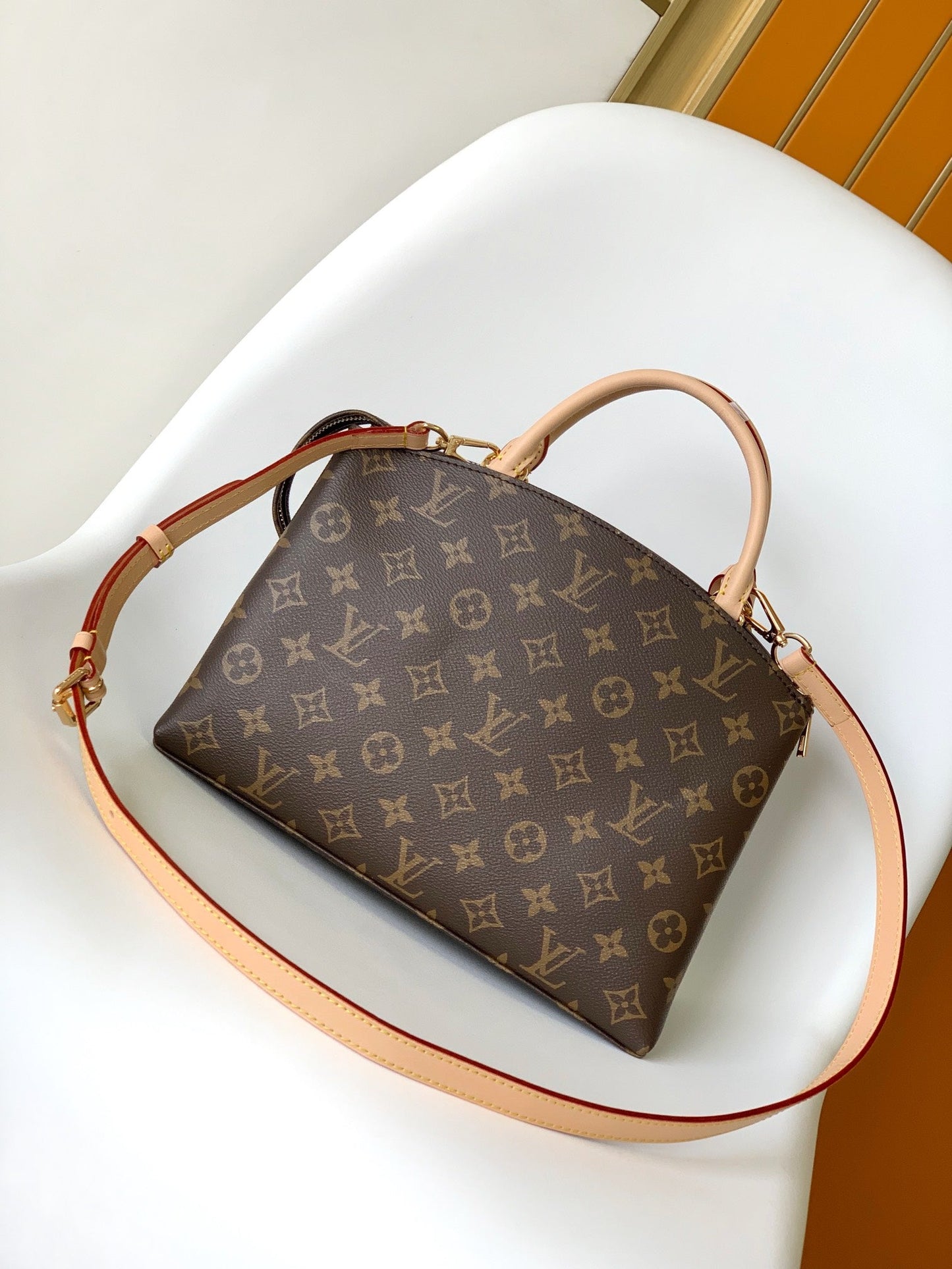 PETIS PALAIS 29 BROWN MONOGRAM CANVAS