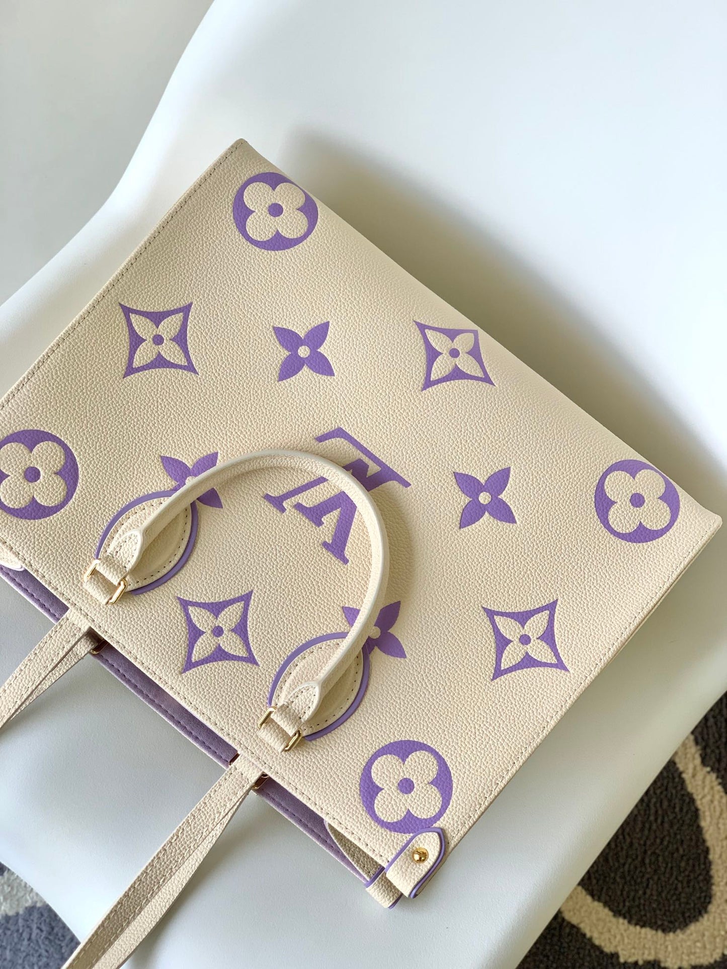 ONTHEGO MM 35CM CREAM PURPLE