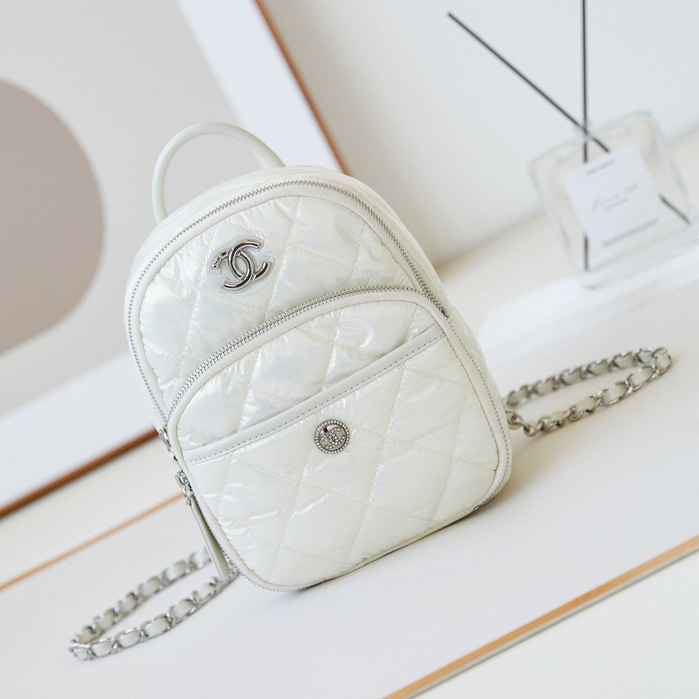 BACKPACK 22 IN WHITE FABRIC SILVER HARDWARE