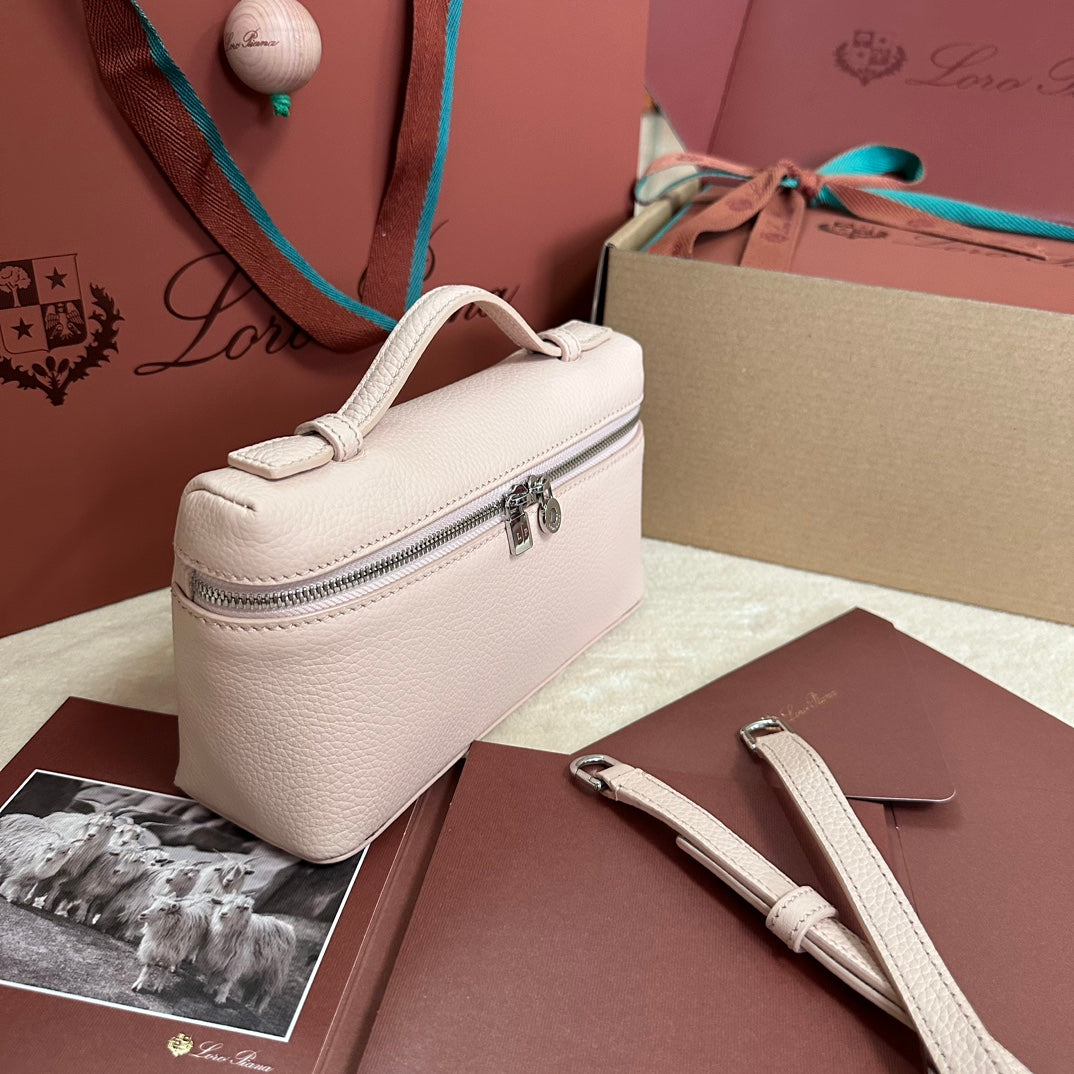 EXTRA POCKET L19 IN BLUSH PINK GRAINED CALFSKIN WITH SILVER HARDWARE